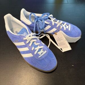 Blue Fusion Adidas Gazelle W | Gum Soles | US 7.5